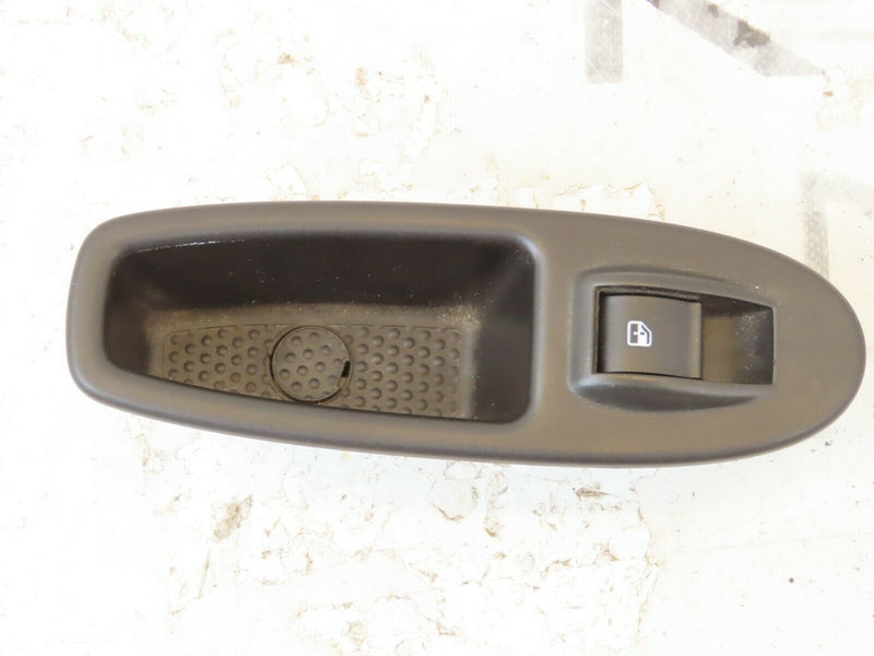 FIAT 500L TREKKING 2013-2017 REAR RIGHT DOOR ELECTRIC WINDOW SWITCH 735521261