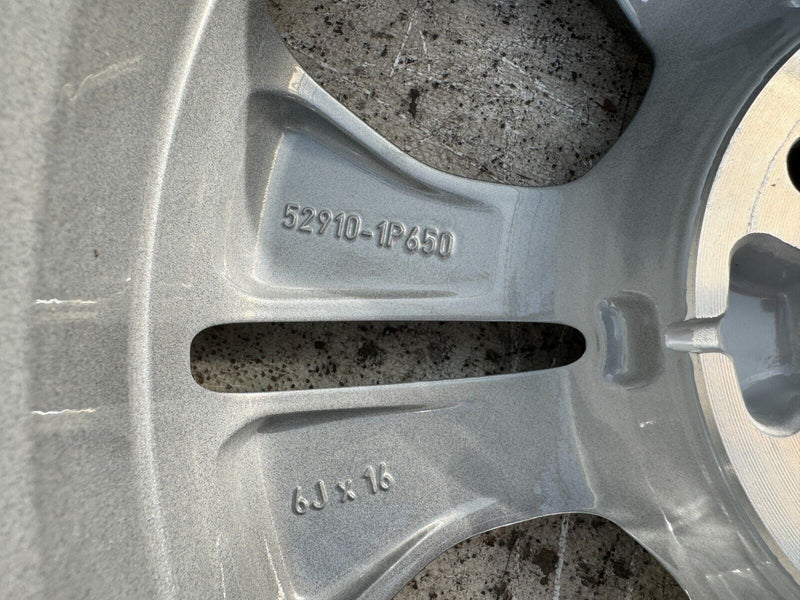 KIA VENGA YN 2010-16 GENUINE ALLOY WHEEL RIM 16' 6Jx16H2 ET51 52910-1P650
