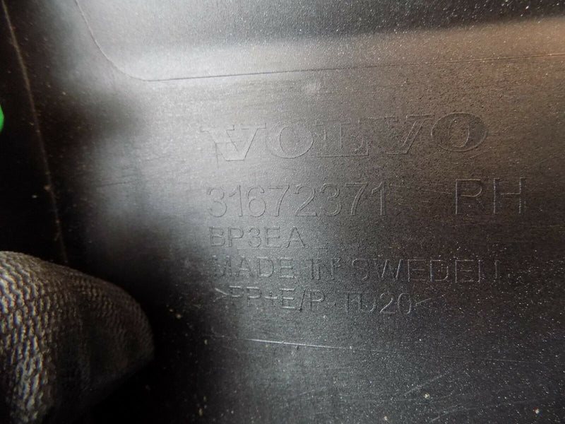 VOLVO XC90 2014-ON RIGHT SIDE SKIRT SILL COVER 39791466