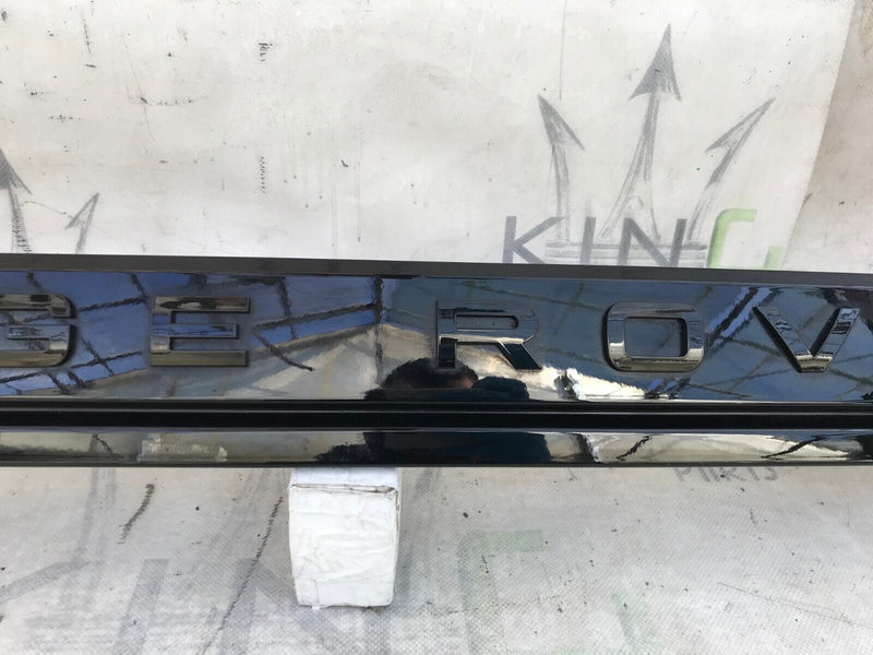 RANGE ROVER EVOQUE L551 2019-ON TAILGATE MOULDING GENUINE K8D2402A30A