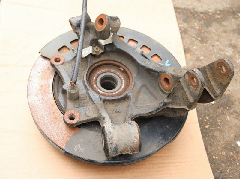 AUDI Q7 (4L) 2011-2015 3.0TDI REAR RIGHT STEERING KNUCKLE WHEEL HUB & BEARING