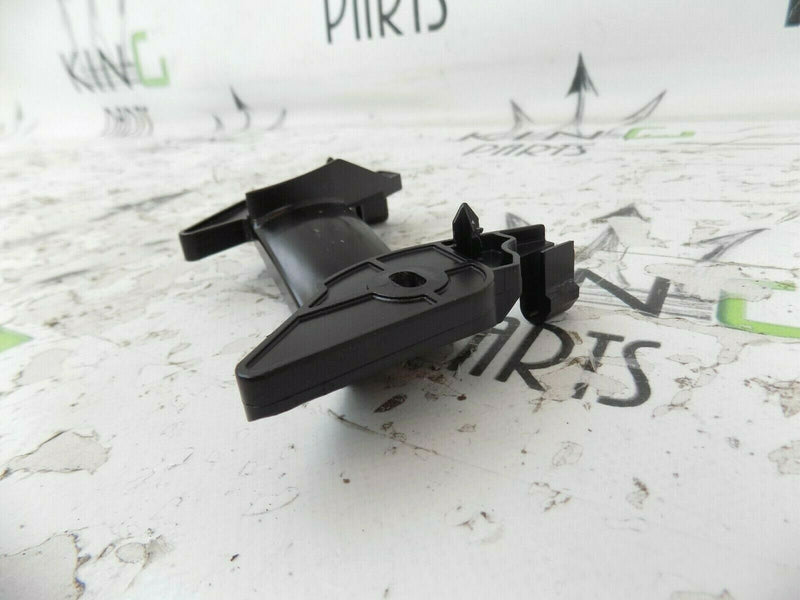 AUDI A4 (B8) 2008-2015 FRONT RIGHT SIDE SEAT BELT BRACKET 8K0857782 *N2