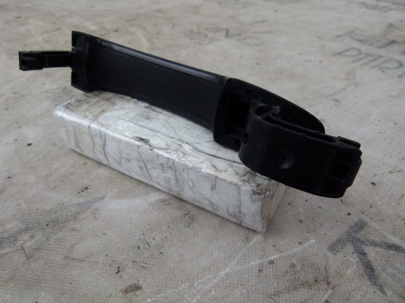 RENAULT CAPTUR 2020-ON FRONT LEFT EXTERIOR DOOR HANDLE GENUINE 806072210R S71-35