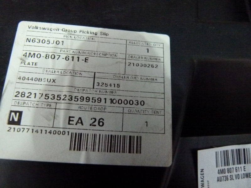 AUDI Q7 4M MK2 2015-19 FRONT BUMPER UNDERTRAY COVER GENUINE 4M0807611