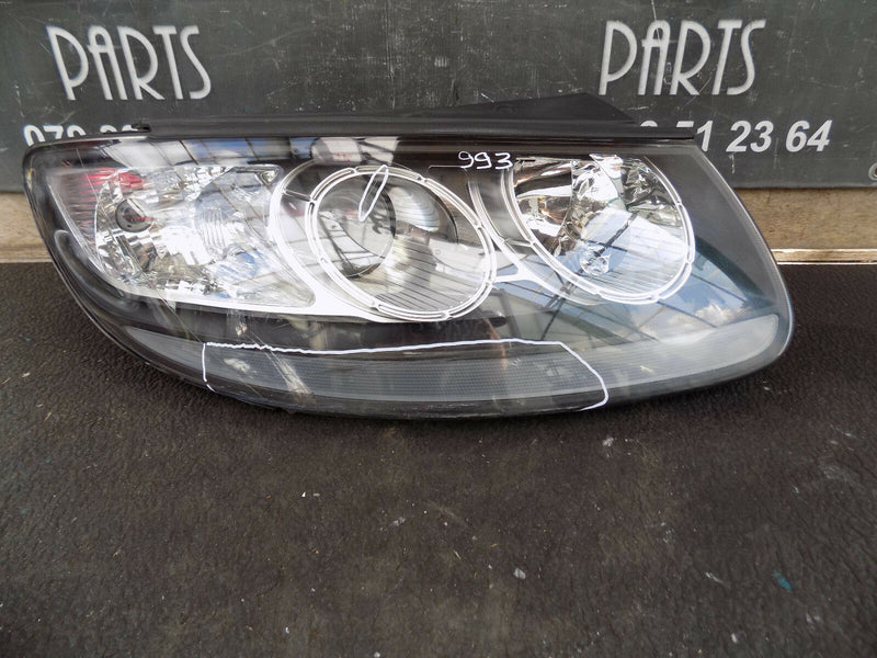 HYUNDAI SANTA FE 2006-2009 GENUINE HEADLIGHT HALOGEN RIGHT DRIVER SIDE O/S (993)