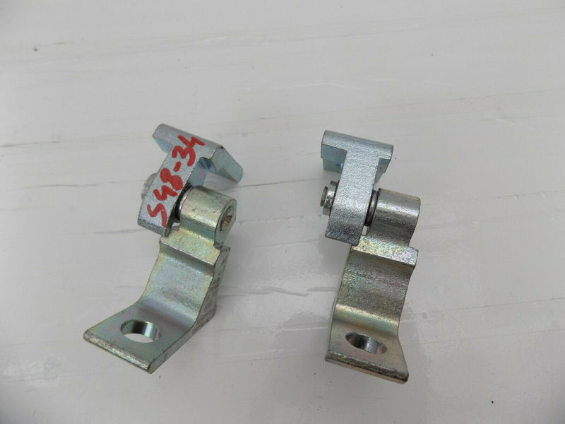 VW POLO MK5 2009-2014 PAIR OF LEFT DOOR HINEGS 7N0831401D /S48-34