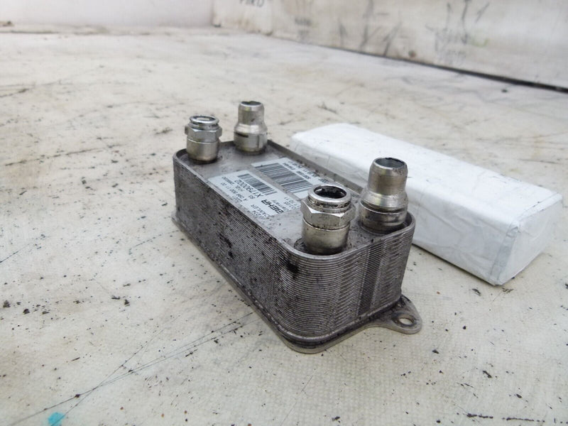 MERCEDES C W204 2007-2011 ENGINE OIL COOLER UNIT GENUINE A0995001100