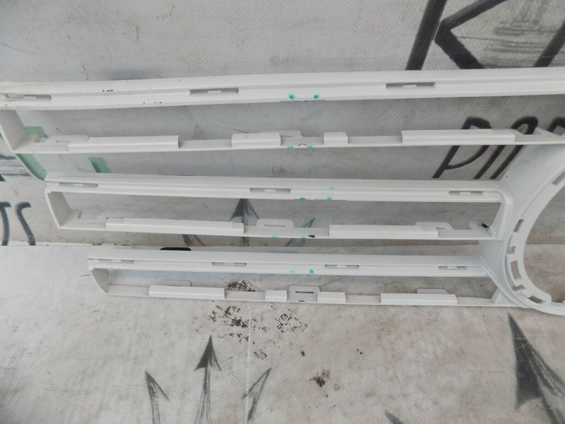 MERCEDES-BENZ G-CLASS W463 2018-ON FRONT BUMPER GRILL  INNER A4638881300 WHITE