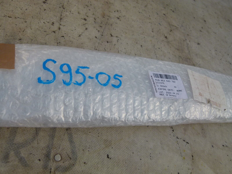 AUDI Q2 S-LINE 2016-20 FRONT BUMPER CENTRE TRIM GENUINE 81A853643 S95-05