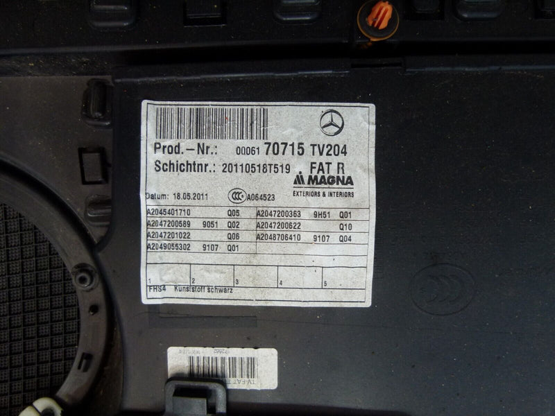 MERCEDES C W204 2007-2011 FRONT RIGHT DOOR CARD GENUINE A2045401710