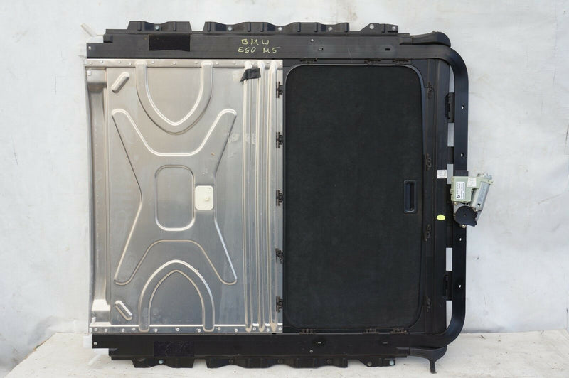 BMW 5 SERIES E60 M5 2003-2010 GENUINE FULL SUNROOF ROOF CUT
