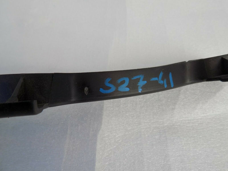 VAUXHALL ZAFIRA B 2005-14 REAR BUMPER BRACKET GUIDE GUIDE RIGHT 13125037 /S27-41