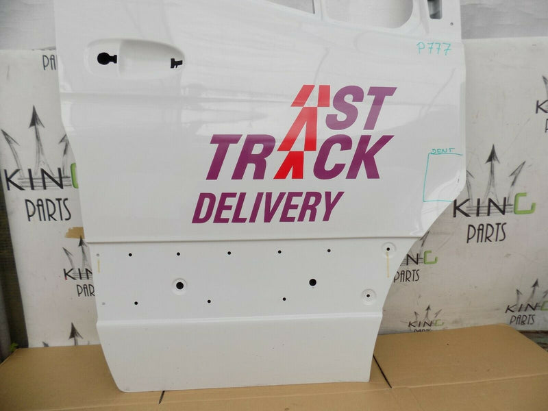 MERCEDES SPRINTER W910 2019-ON FRONT RIGHT DOOR PANEL WHITE