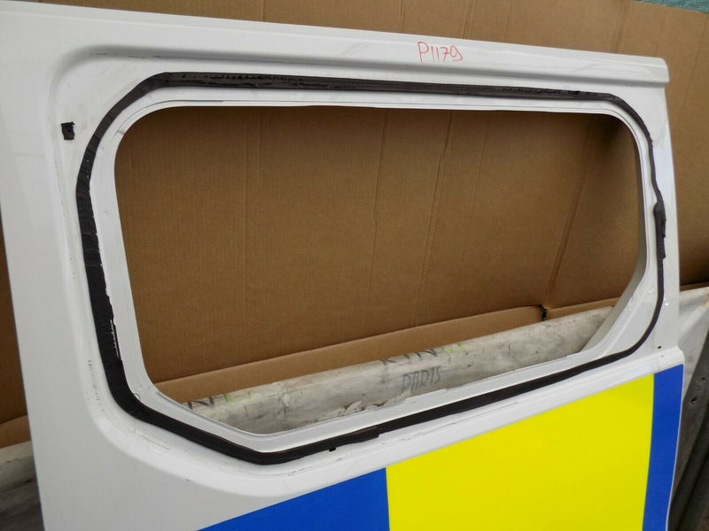 VAUXHALL VIVARO RENAULT TRAFFIC 2013-ON  LEFT PASSENGER SIDE SLIDING DOOR
