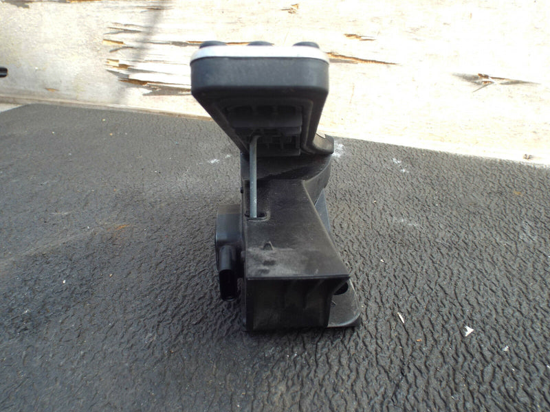 MERCEDES W207 E CLASS THROTTLE GAS ACCELERATOR PEDAL A204 300 02 04