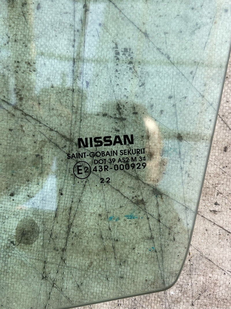NISSAN QASHQAI J12 2021-ON FRONT DOOR LEFT PASSENGER SIDE WINDOW GLASS GENUINE