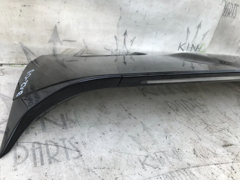 LAND ROVER VELAR L560 - BOOT LID SPOILER PANEL & THIRD BRAKE LIGHT STOP