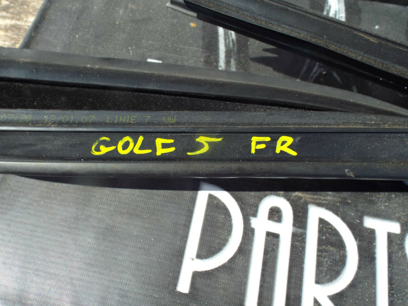 Golf V MK5 2003-2009 Genuine Front Door Rubber Full Set Right Driver Side O/S