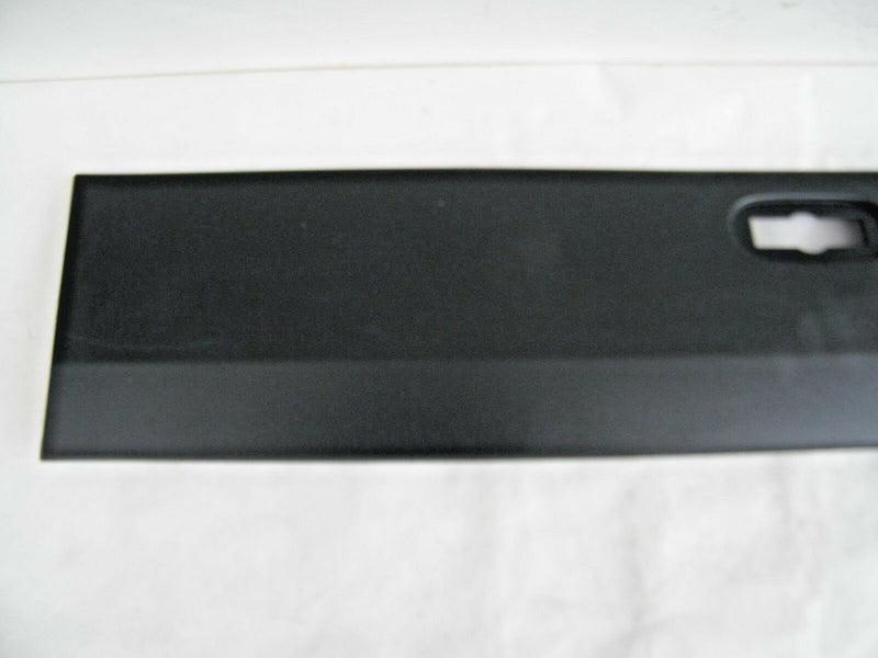 MERCEDES SPRINTER Driver Side Rear Quarter Moulding Trim A9066903300 (MB11)