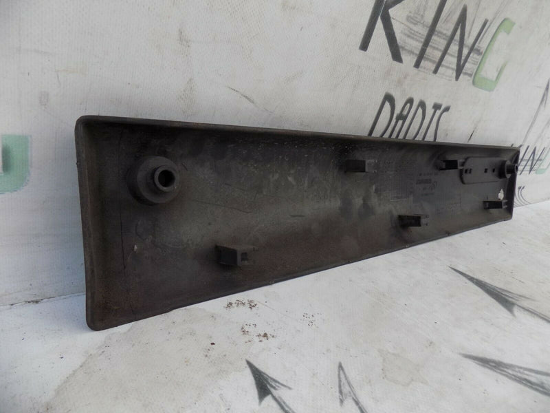 RENAULT MASTER 1997-2010 LEFT FRONT DOOR LOWER MOULDING 7701692581 GENUINE