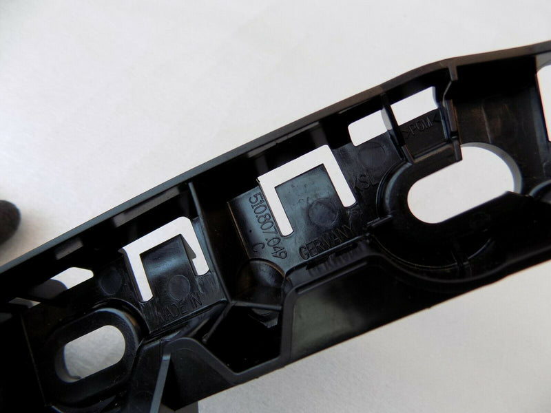VW GOLF SPORTSVAN FRONT BUMPER LEFT BRACKET GUIDE SUPPORT 510807049 /S50-55