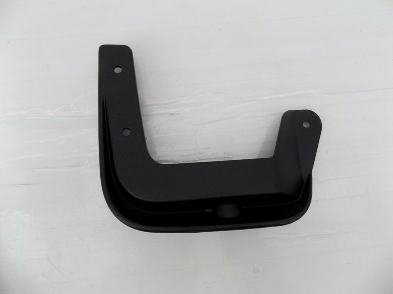 HYUNDAI i10 FRONT LEFT SIDE WHEEL MUD GUARD SPLASH GUARD 86831-B9000 /S06-44
