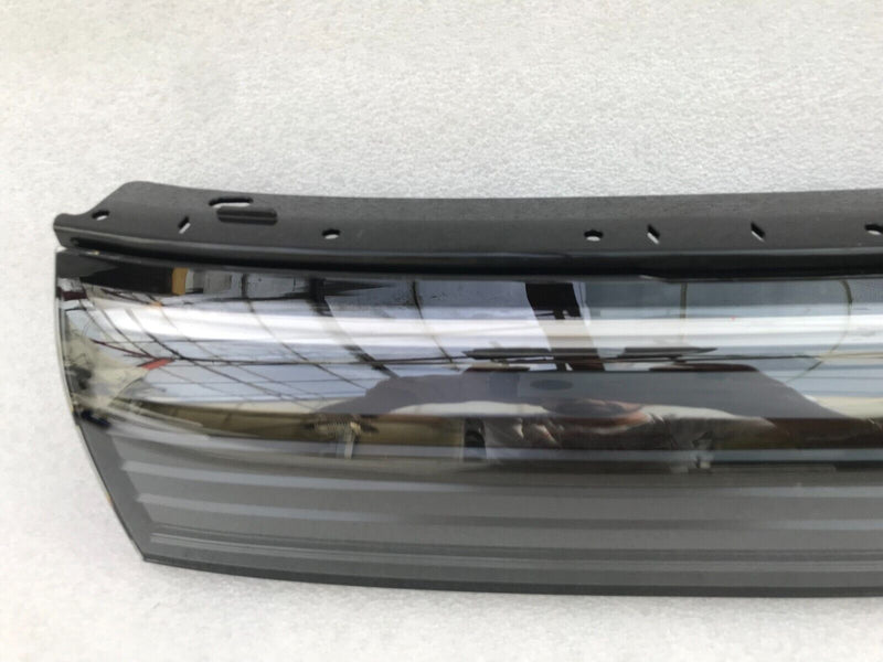 VW TIGUAN MK3 2024 *NEW FRONT RIGHT SIDE LED DRL LIGHT RADIATOR GRILLE 571941654