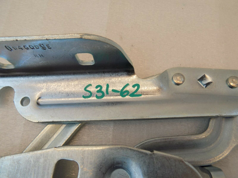 Ford Fiesta 2008-2016 Bonnet Hinge O/S Right Driver Side 1673015 / S31-62