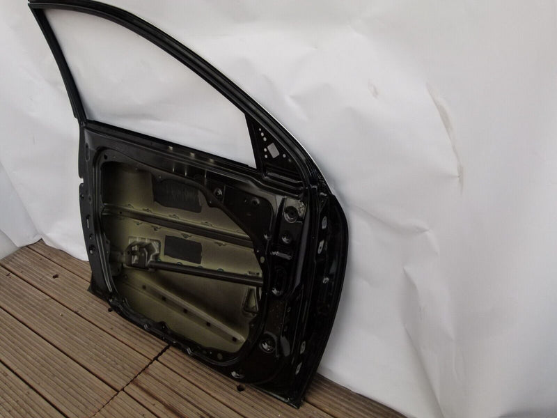 KIA NIRO 2016-2020 GENUINE FRONT DOOR PANEL LEFT PASSENGER SIDE BLACK