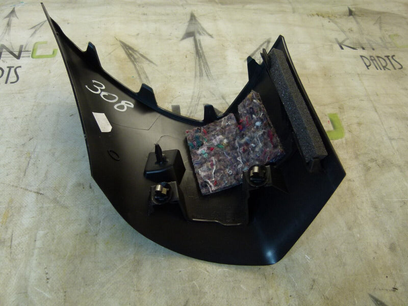 PEUGEOT 308 SW ESTATE 2017-21 LEFT SIDE BOTTOM D-PILLAR TRIM 9800073677