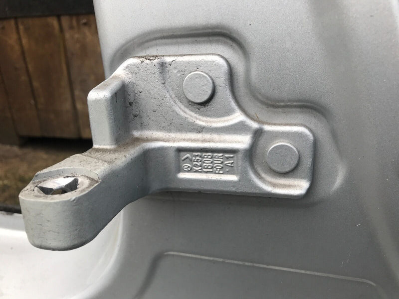 MERCEDES GLC X253 16-22 RIGHT SIDE B PILLAR FRONT END BODY MIDDLE QUARTER PANEL