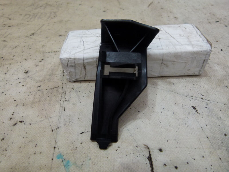 VOLVO S40 MK2 2004-2007 FRONT BUMPER LEFT BRACKET GENUINE 30678481