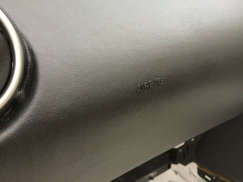 NISSAN QASHQAI J10 2007-2013 DASHBOARD GENUINE 68200-JD000