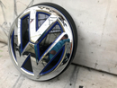 VW GOLF GTE 5G 2014-17 GENUINE FRONT GRILL BADGE LOGO GRILLE HYBRID 5GE853719