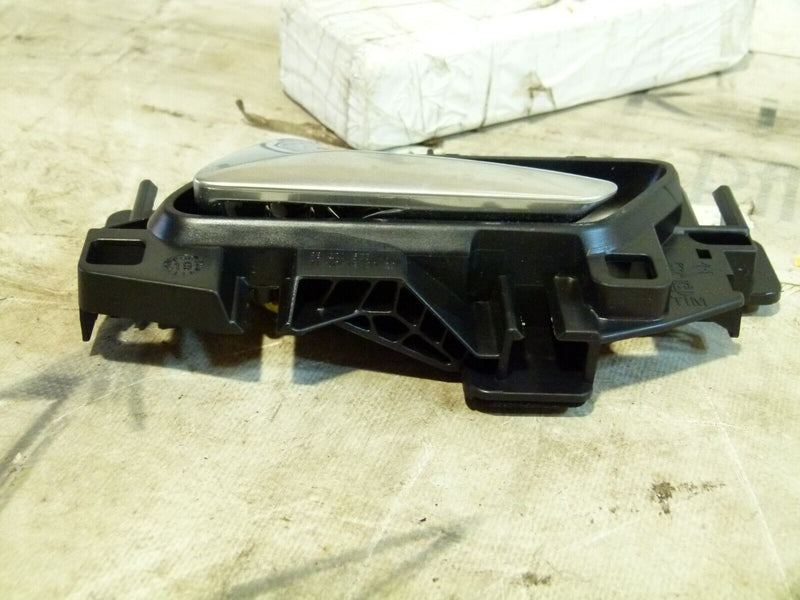 PEUGEOT 308 SW ESTATE 2017-21 REAR LEFT SIDE INTERIOR DOOR HANDLE 98201553W
