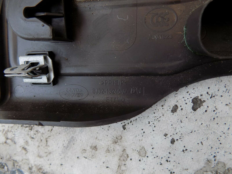 LAND ROVER RANGE ROVER EVOQUE L538 2011-2019 FOOTWELL PLASTIC TRIM  BJ32-13245-A