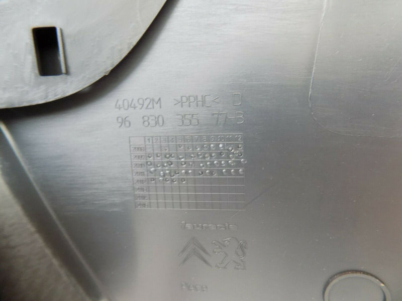 PEUGEOT 3008 2008-2016 FRONT RIGHT DRIVER DOOR CARD INNER COVER 98004757ZE *II