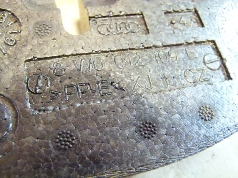 AUDI A4 S4 8W B9 2016-ON TRUNK TOOL FOAM WITH WHEEL WRENCH GENUINE 8W0012109