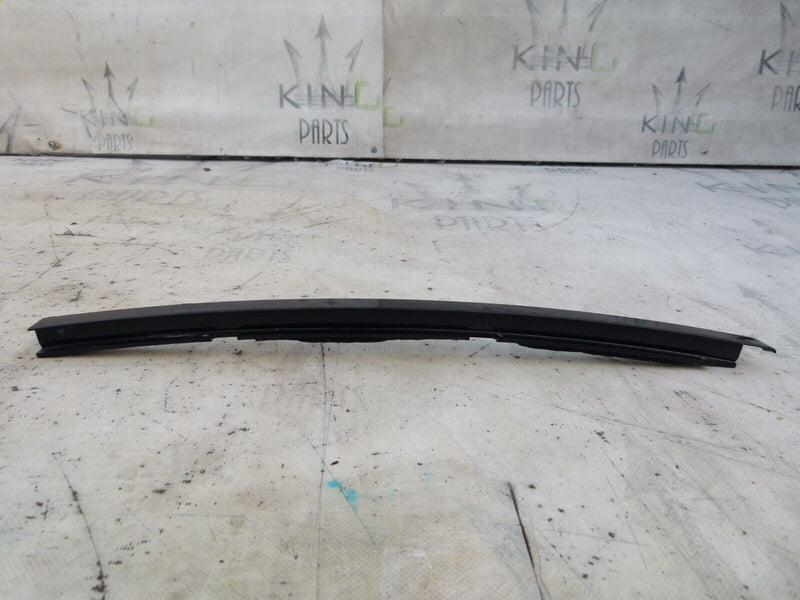 MERCEDES C W204 ESTATE 2007-11 REAR LEFT DOOR MOULDING GENUINE A2047300311