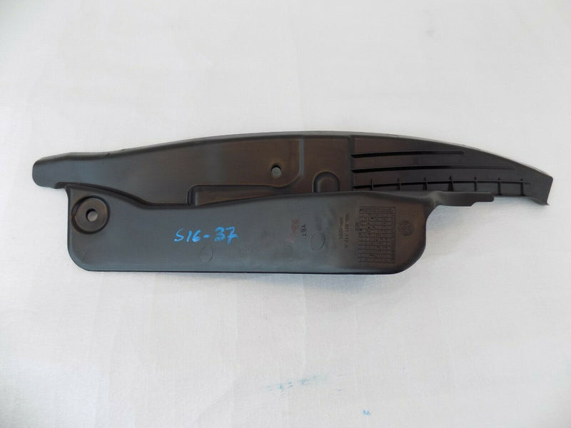 VW GOLF VI 6 2008-2012 FRONT RIGHT FENDER WING BRACKET HOLDER 1K5821112A /S16-37