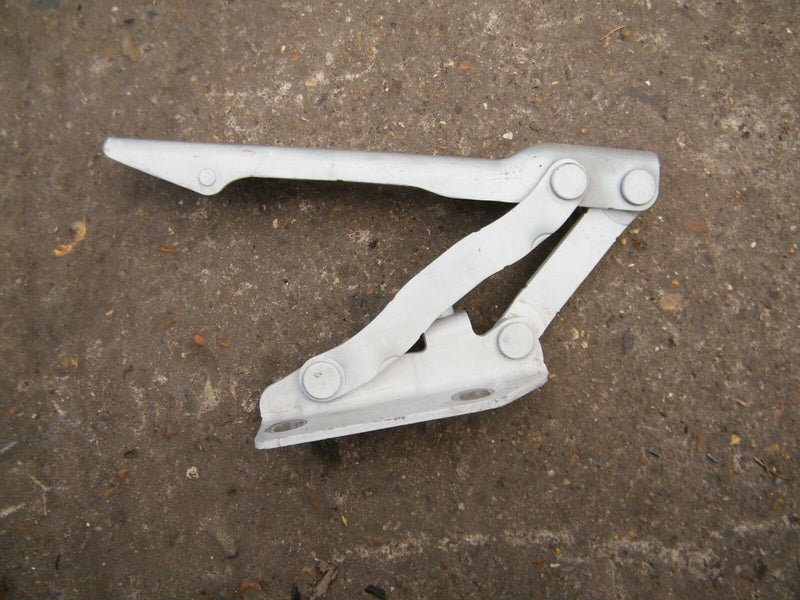 BMW 5 SERIES E60 M5 2003-2010 LEFT & RIGHT SIDE BONNET HINGES 008727 008728
