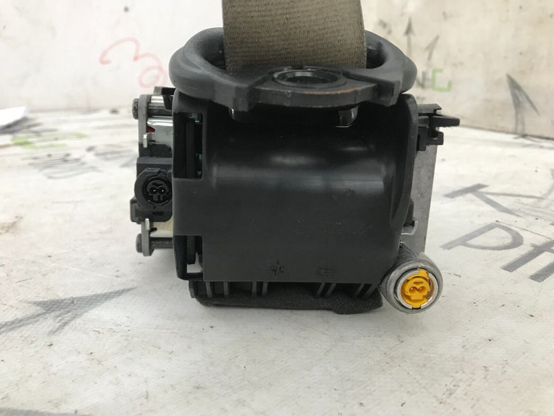 AUDI A4 S4 B8 2008-2015 ELECTRIC FRONT SEATBELT RIGHT DRIVER SIDE O/S 8K1857706