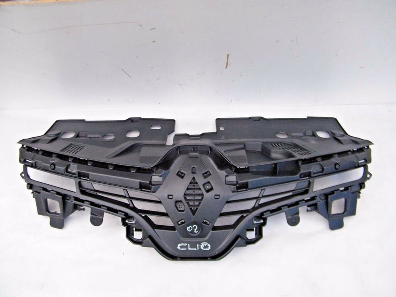 RENAULT CLIO MK IV 2012-2015 FRONT BUMPER UPPER RADIATOR GRILL 622563184R (R13)