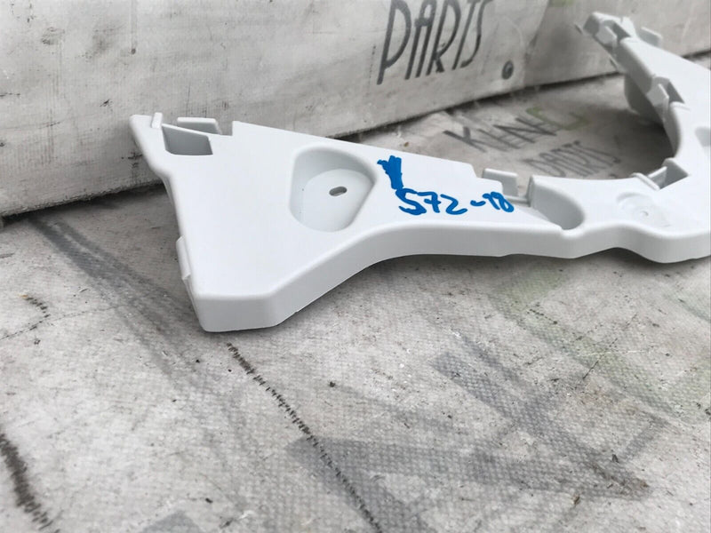 FORD FOCUS REAR LEFT BUMPER MOUNT TRIM BRACKET F1EB-17E851-D
