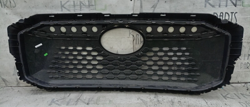 MAXUS LDV eDELIVER 9 EV 2020-ON FRONT BUMPER GRILL C00295539-M001