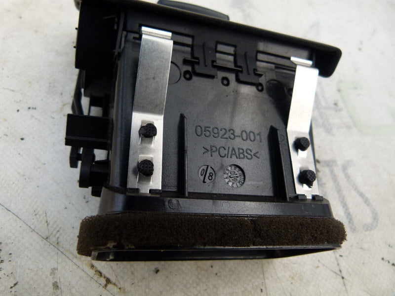 MERCEDES C W204 2007-2011 DASHBOARD LEFT AIR VENT GENUINE A2048301354
