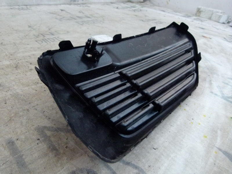 VOLVO XC90 2015-19 FRONT BUMPER LEFT COVER PANEL GENUINE 31663518
