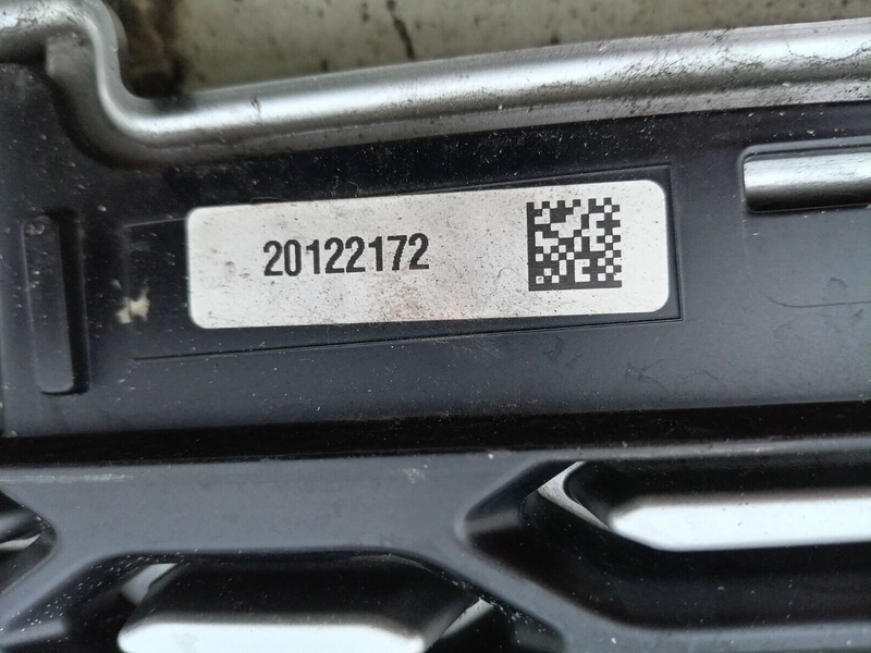 JAGUAR I PACE 2018-ON FRONT BUMPER RADIATOR GRILL M9D3-17820-B