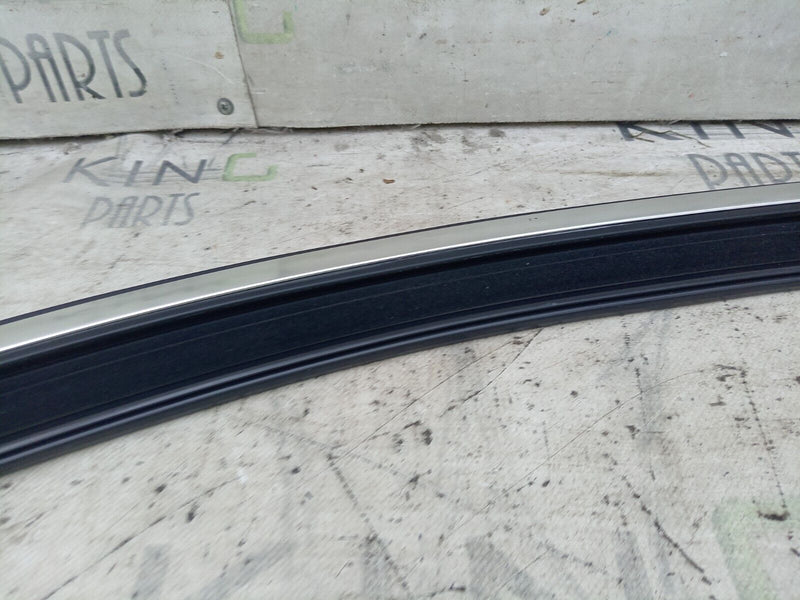 MERCEDES W205 C CLASS 14-21 FRONT LEFT WINDOW TRIM GUIDE RAIL A2057250125 #