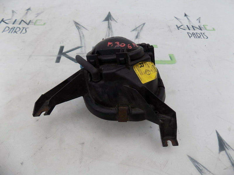 PEUGEOT 306 1999-2002 FRONT RIGHT HALOGEN BUMPER FOG LIGHT 9635890180